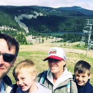 Meet your Posher, Helen